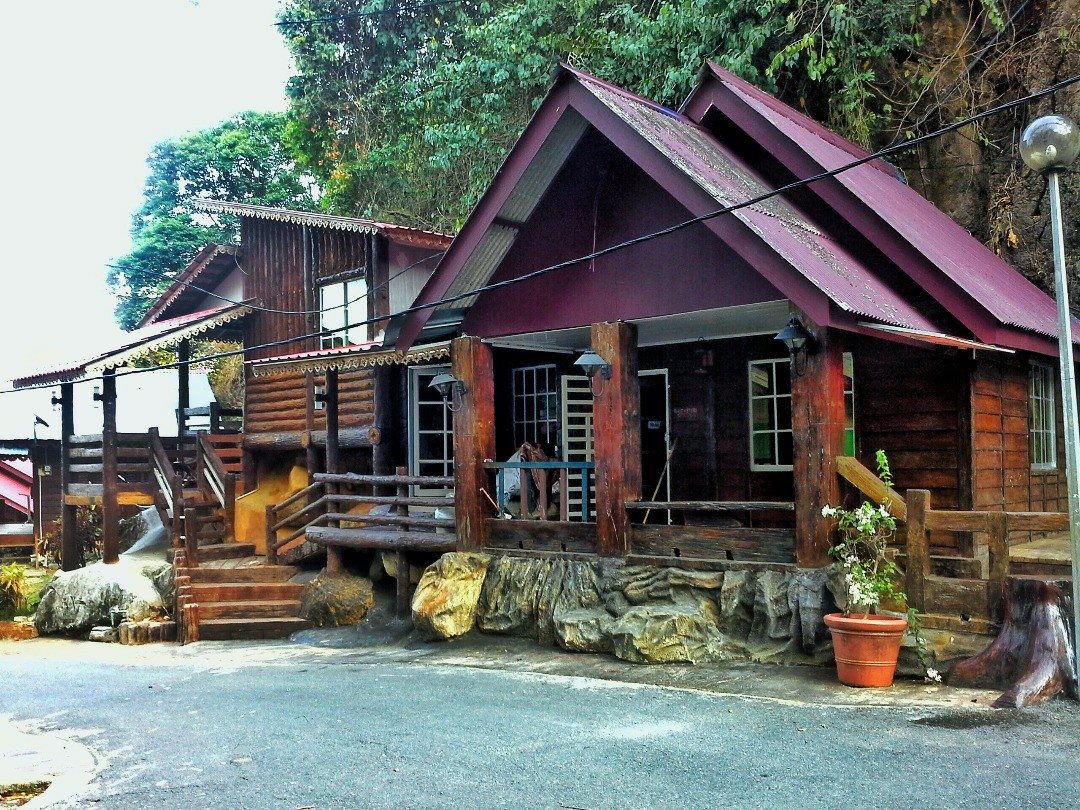 Homestays in Kampung Ujung Bukit